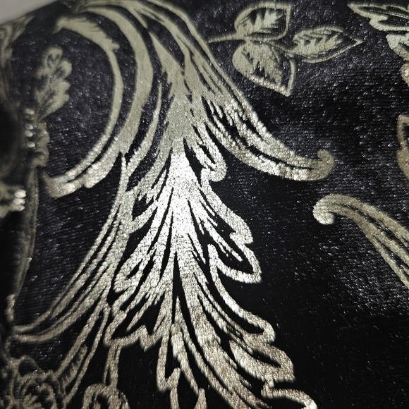 TORRID Black Velvet Gold Metallic Jacquard Pull On Pants in 2 (18/20) - Picture 7 of 7